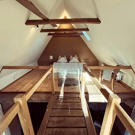 Wellness-auszeit Im Duemmer-weserland In Aussergewoehnlichem Inklusive Privates Saunahaus *